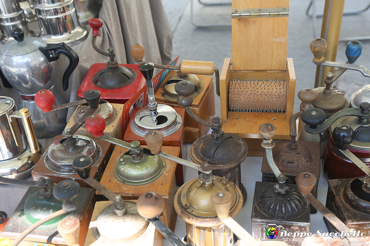 VBS_9988 - Mercatino dell'Antiquariato e dell'Hobbismo - Luglio 2023.jpg